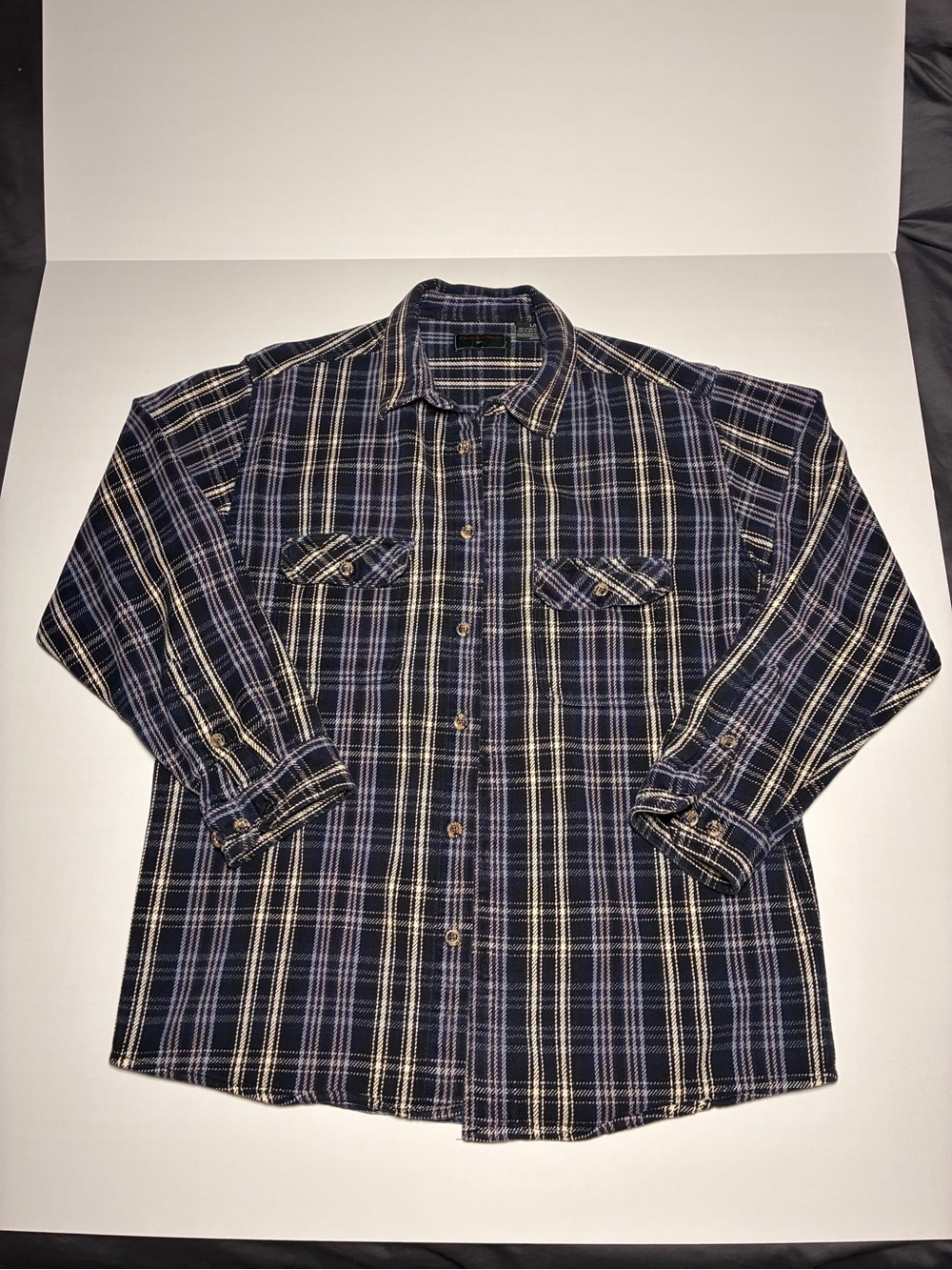 Field & Stream Heavyweight Plaid Flannel Shirt L Navy Cream Workwear